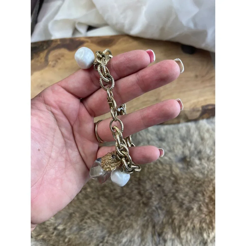 Gold tone chain link faux pearl bracelet glam‎ white chunky jewelry
